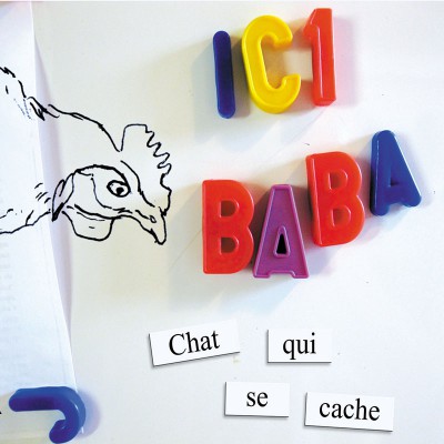 ICI BABA  "CHAT QUI SE CACHE"